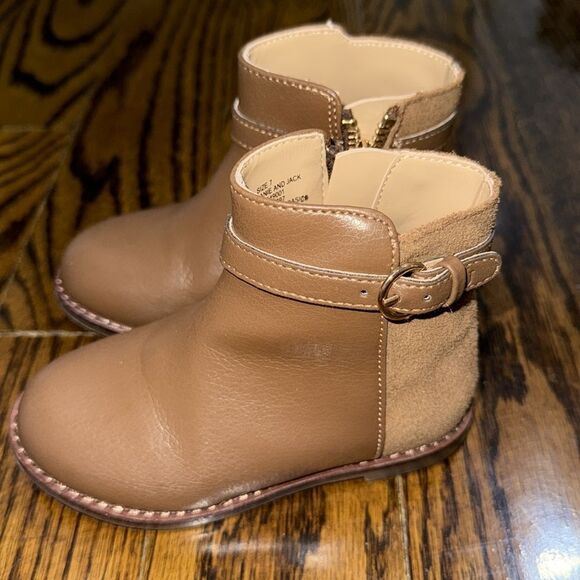 Janie and Jack Brown Leather Ankle Boots with Buckle Detail 7 - Picture 1 of 8